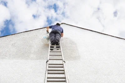 Peinture extérieure à Vouzailles — façades et ravalement